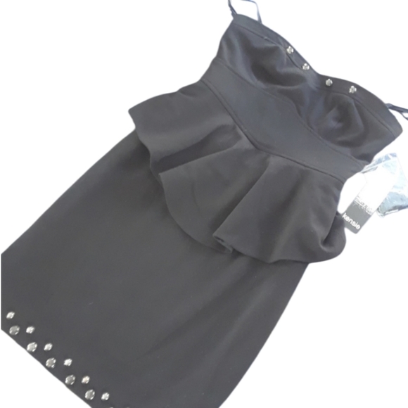 Size xsmall sleeveless body cocoon black dress 👗 - Picture 1 of 16